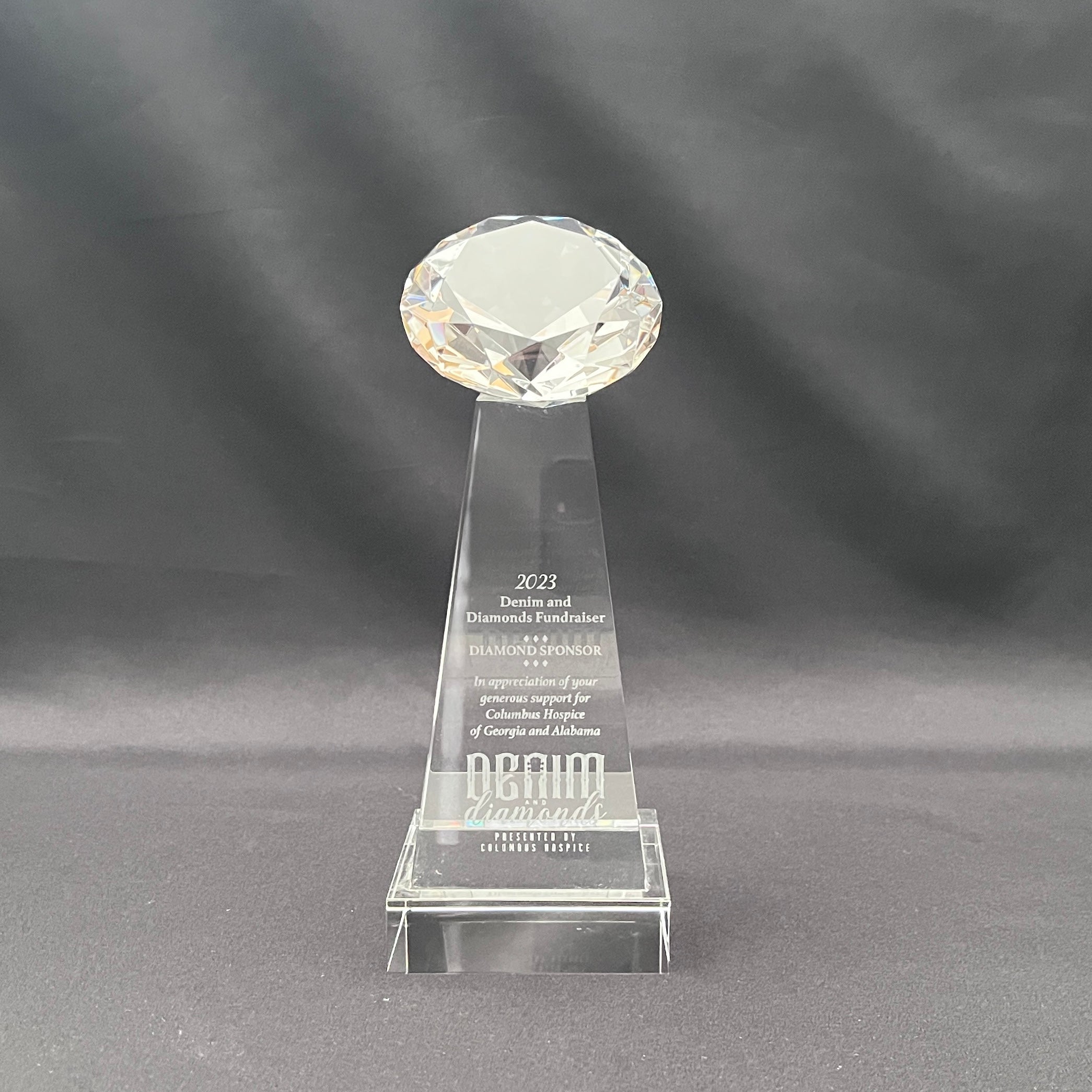 Clear crystal diamond on crystal base 